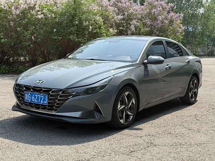 Hyundai Elantra VII (CN7)