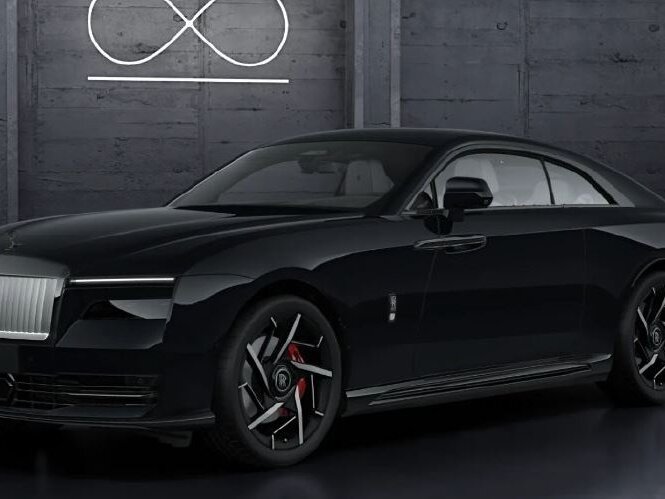 Rolls-Royce Spectre Black Badge