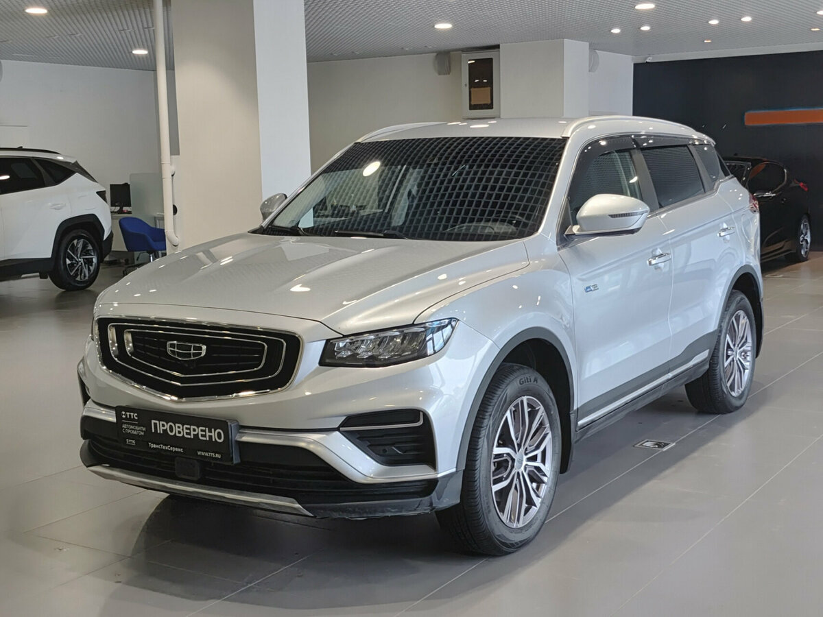 Открыть фотографии: Geely Atlas Pro