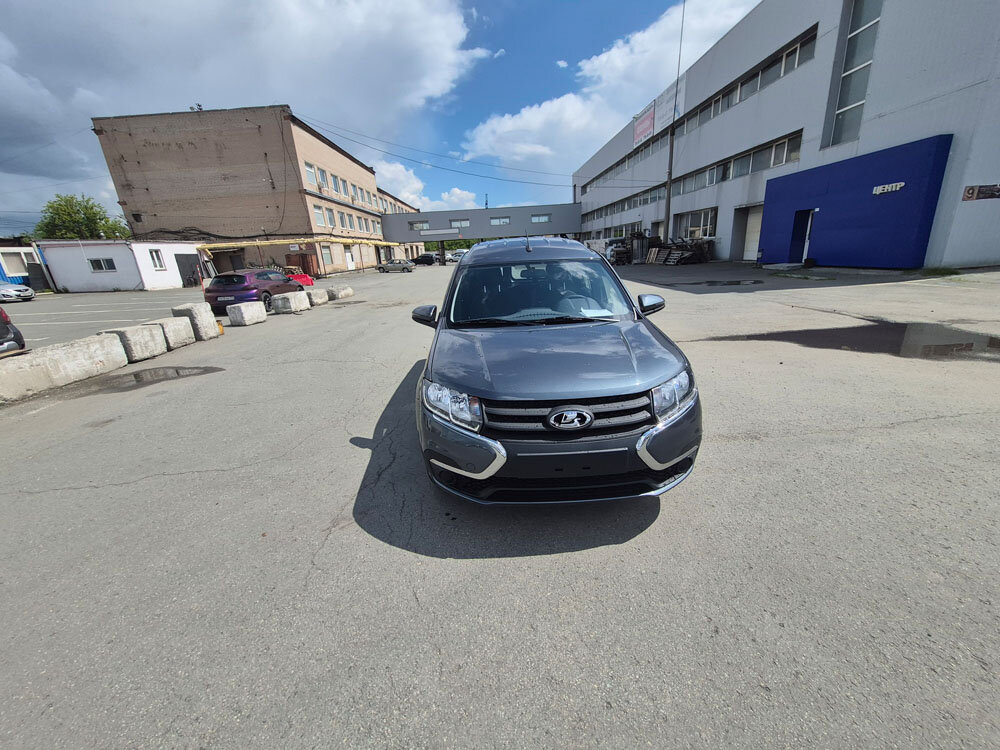 Открыть фотографии: Lada (ВАЗ) Largus I Рестайлинг