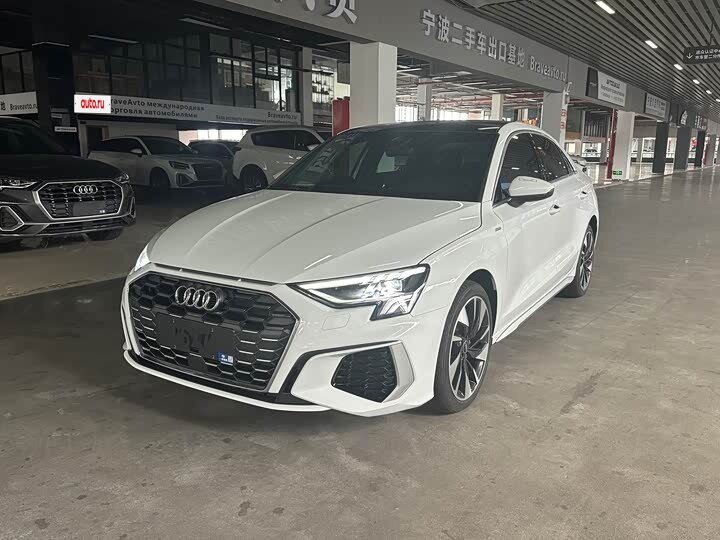 Открыть фотографии: Audi A3 IV (8Y)