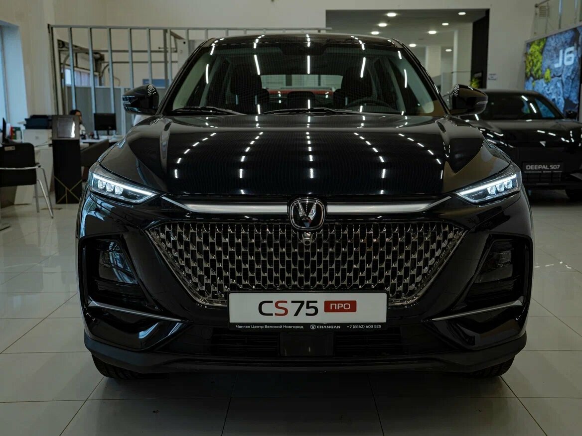 Открыть фотографии: Changan CS75 Pro