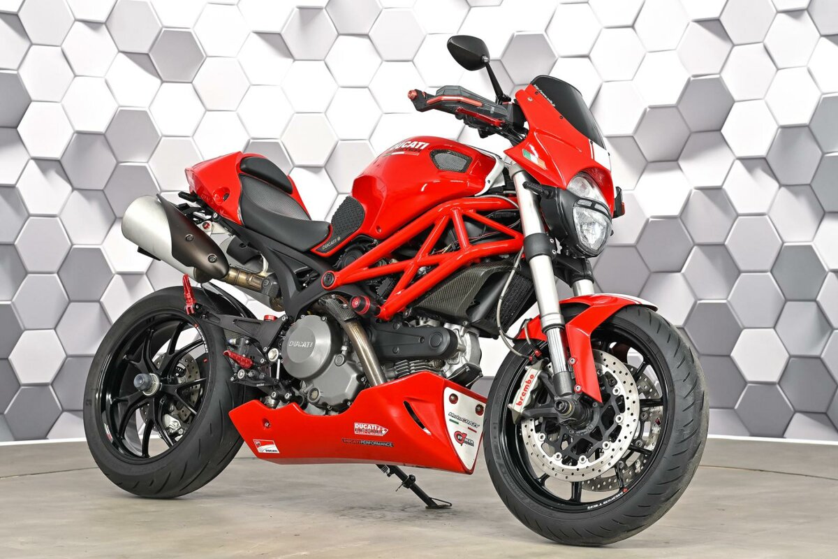 Ducati Monster 796