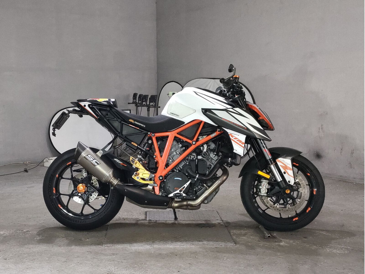 KTM 1290 Super Duke R