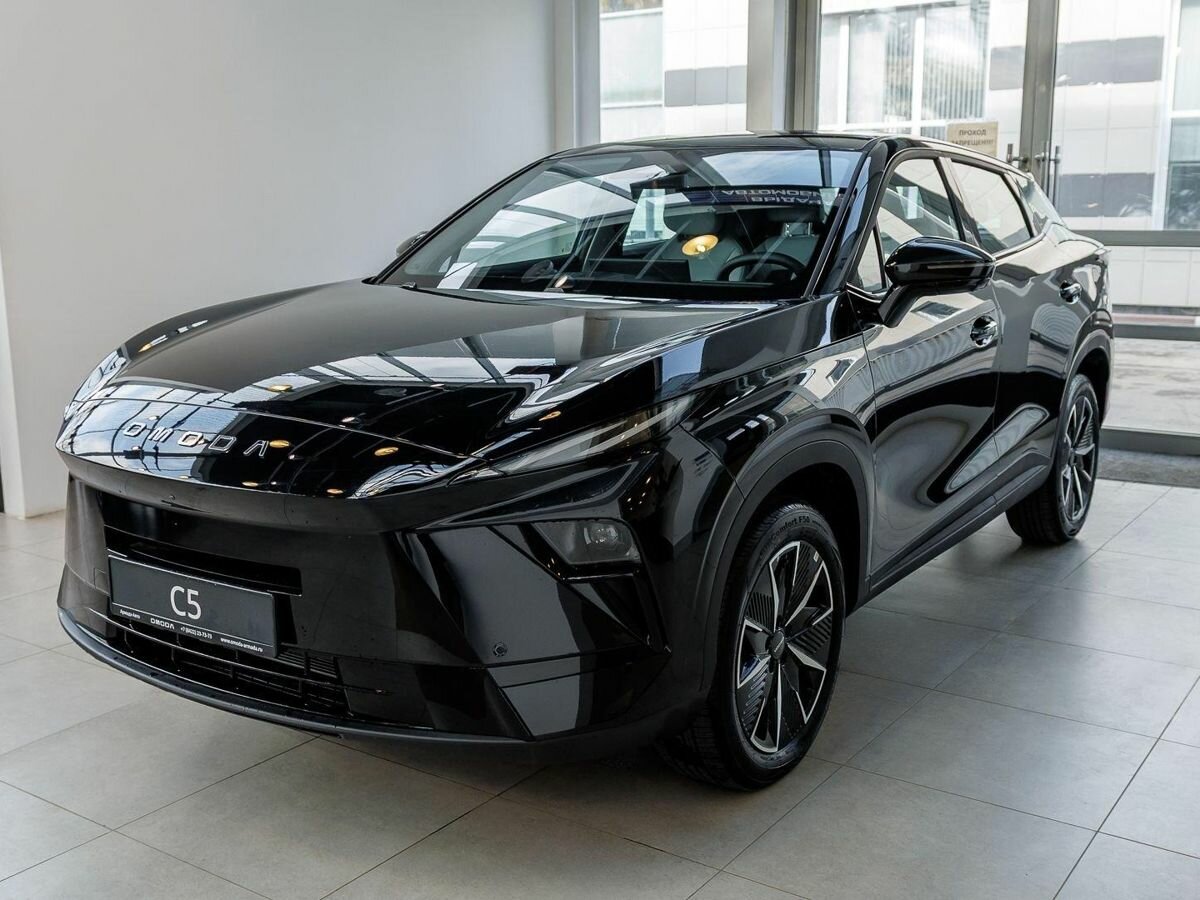 Открыть фотографии: Omoda C5 II