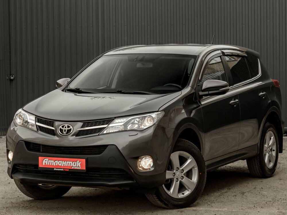 Открыть фотографии: Toyota RAV4 IV (XA40)