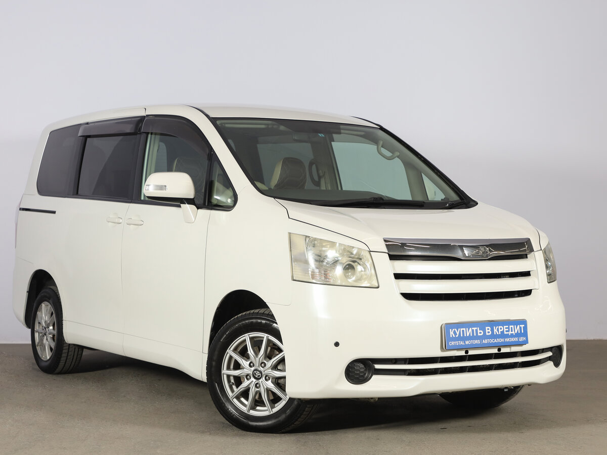 Toyota Noah II (R70)