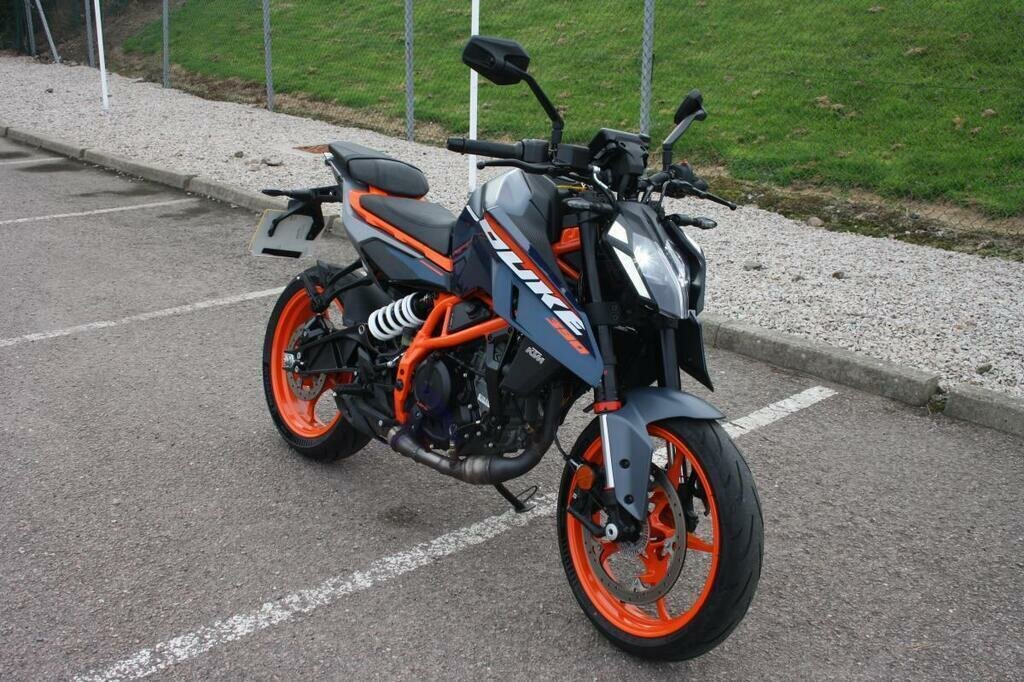 KTM 390 Duke
