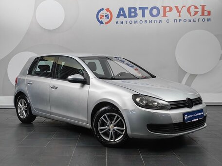 Volkswagen Golf VI