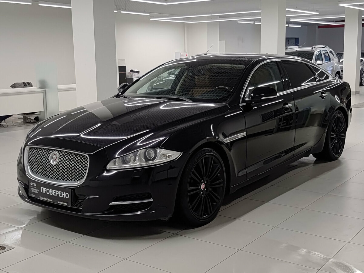 Открыть фотографии: Jaguar XJ IV (X351)