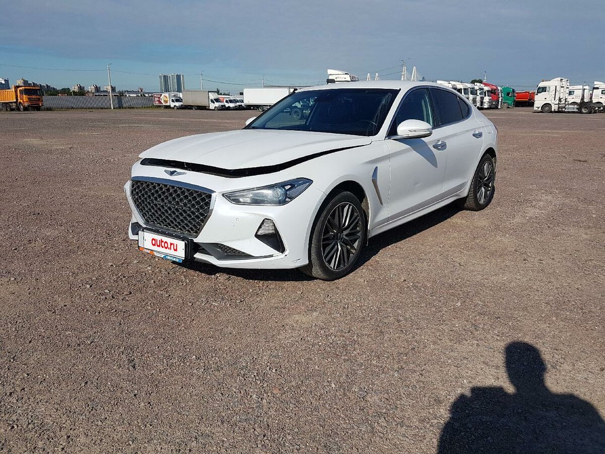 Открыть фотографии: Genesis G70 I