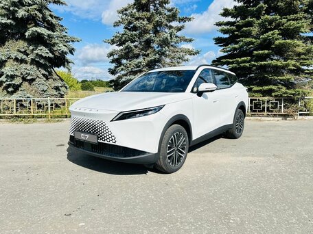 Omoda C7