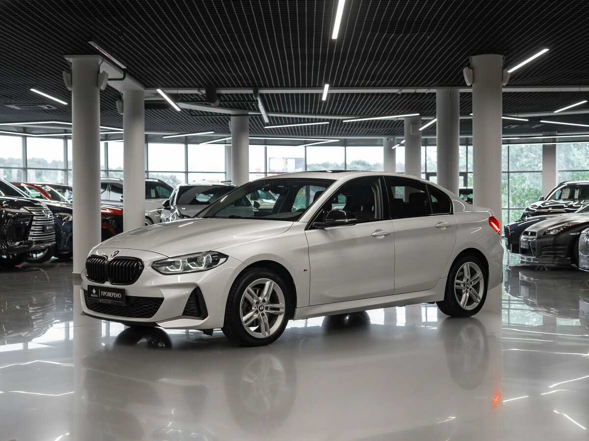 Открыть фотографии: BMW 1 серии III (F52) Рестайлинг