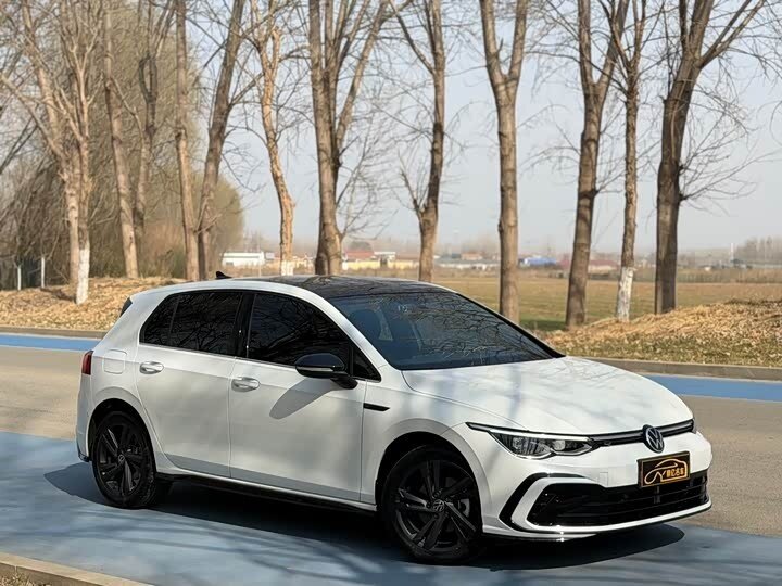 Volkswagen Golf VIII