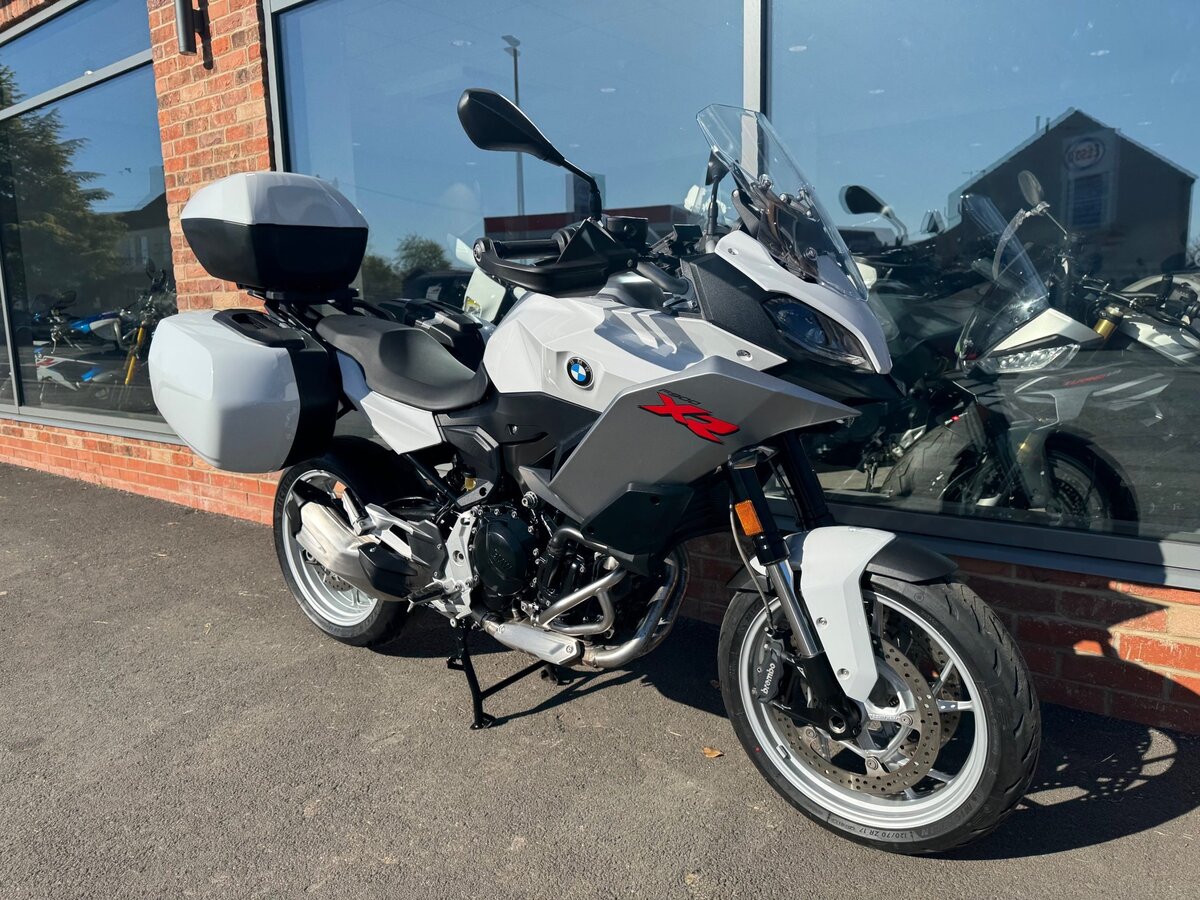 BMW F 900 XR