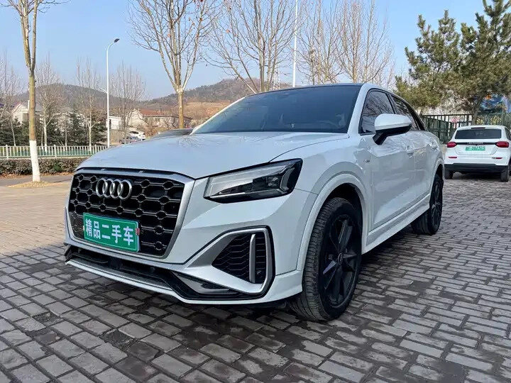 Audi Q2 L 35 TFSI I Рестайлинг
