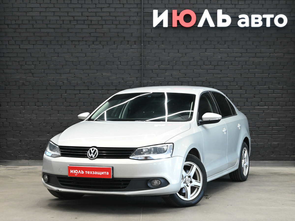 Открыть фотографии: Volkswagen Jetta VI