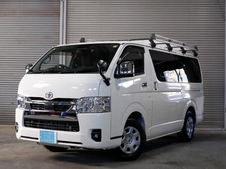 Toyota HiAce H200 Рестайлинг
