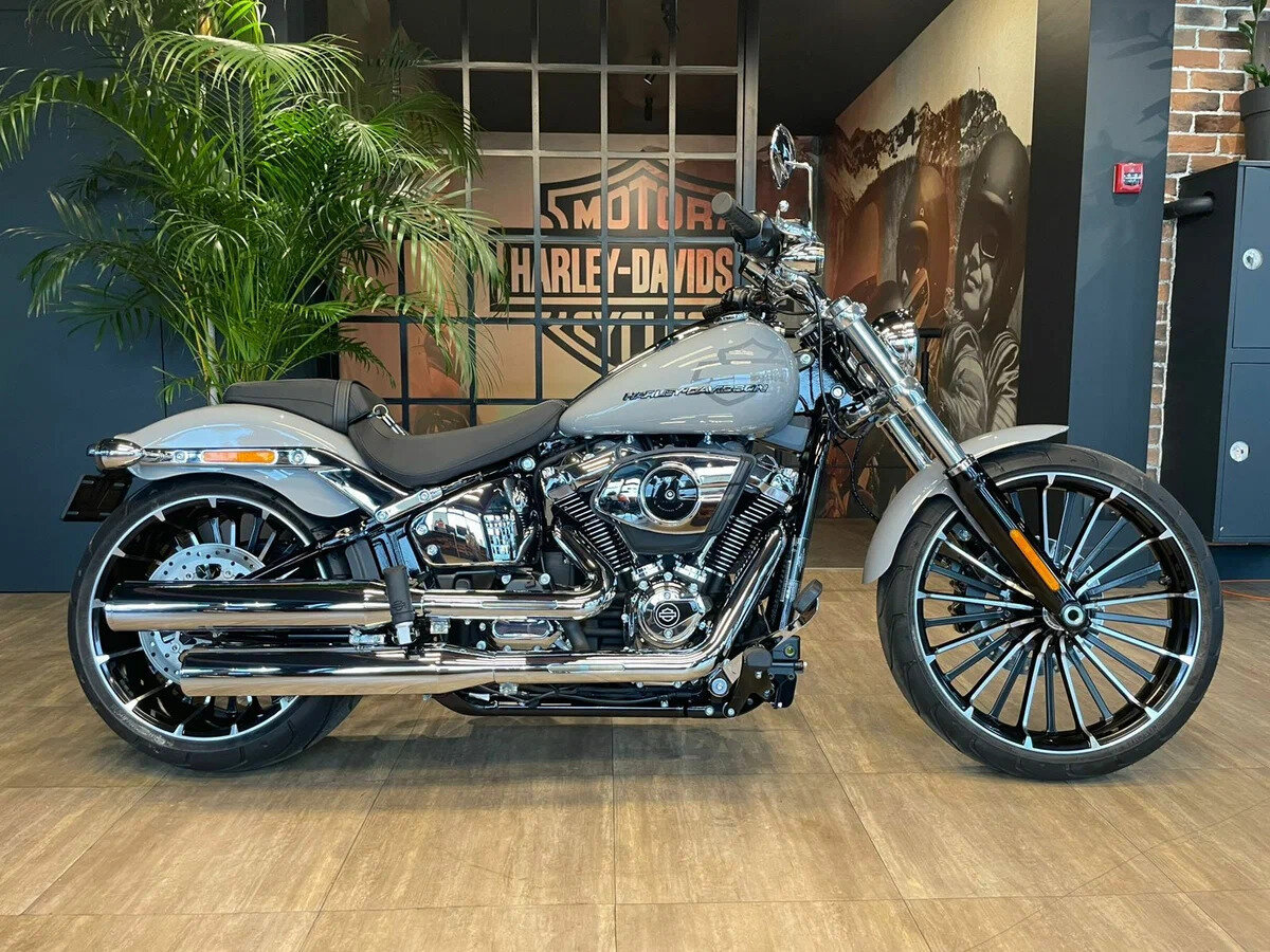 Harley-Davidson Breakout