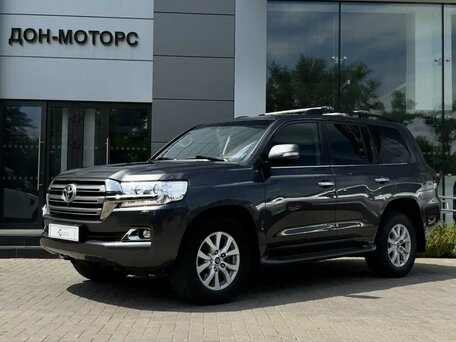 Toyota Land Cruiser 200 Series Рестайлинг 2
