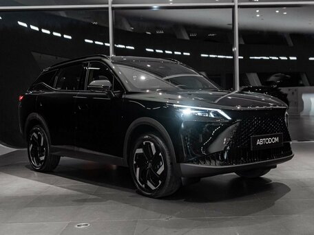 Omoda C7