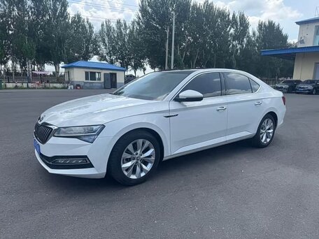 Skoda Superb III Рестайлинг