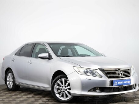 Toyota Camry VII (XV50)
