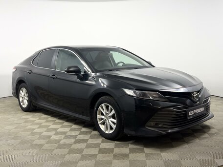 Toyota Camry VIII (XV70)