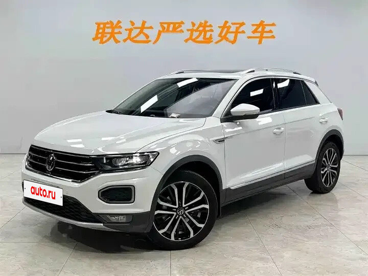 Открыть фотографии: Volkswagen T-Roc I (China Market)