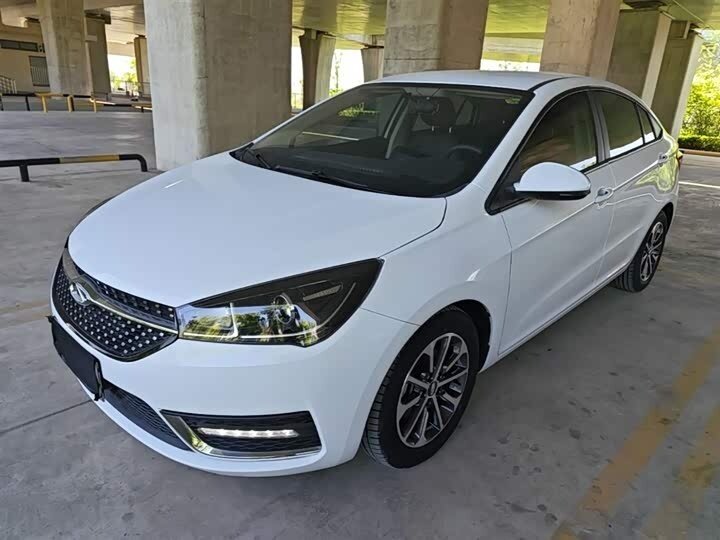 Открыть фотографии: Chery Arrizo 5 PRO