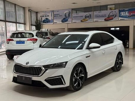 Skoda Octavia IV (A8)