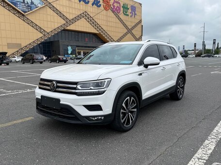 Volkswagen Tharu I
