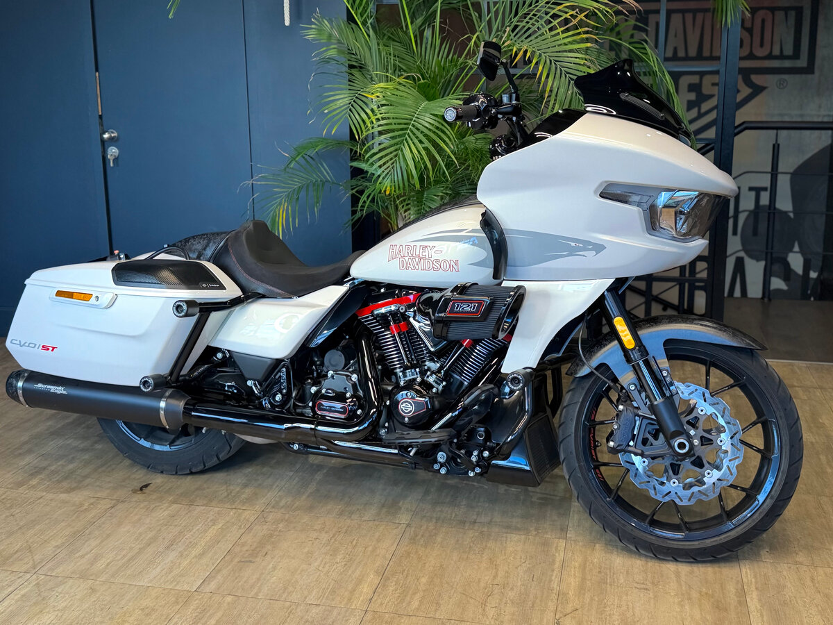 Harley-Davidson CVO Road Glide ST