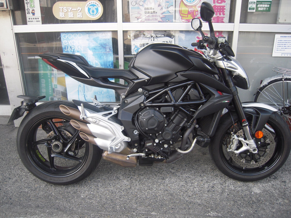 MV Agusta Brutale 800