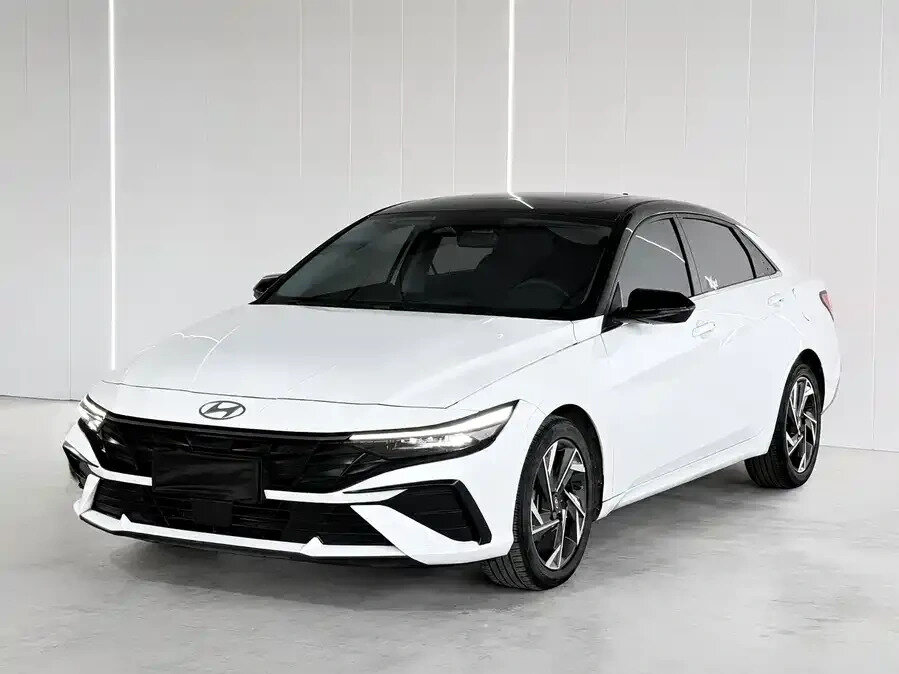 Открыть фотографии: Hyundai Elantra VII (CN7) Рестайлинг