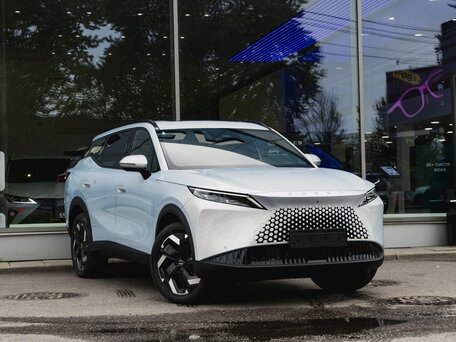 Omoda C7