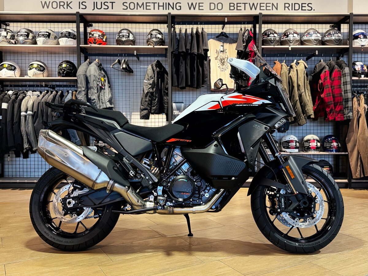 KTM 1390 Super Adventure S Evo