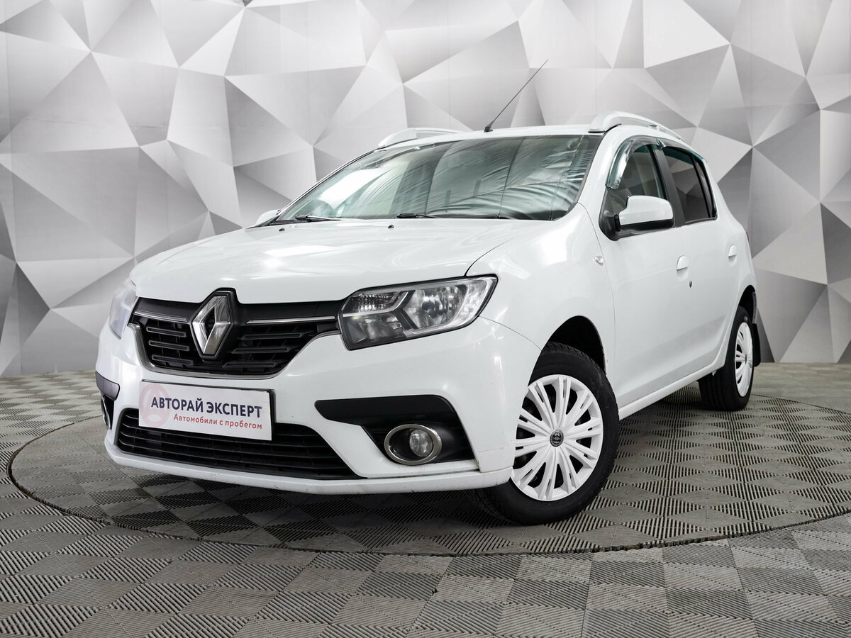 Открыть фотографии: Renault Sandero II Рестайлинг