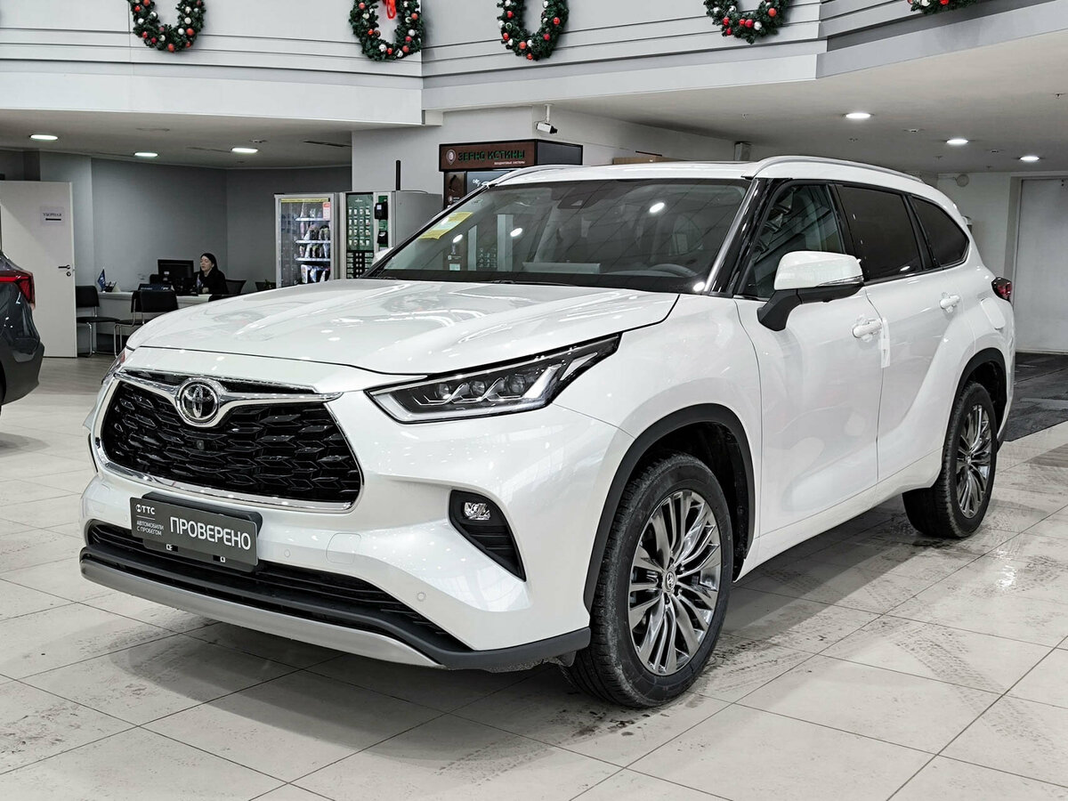 Toyota Highlander IV (XU70)