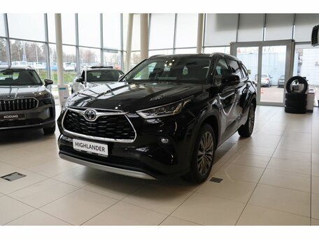 Toyota Highlander IV (XU70)