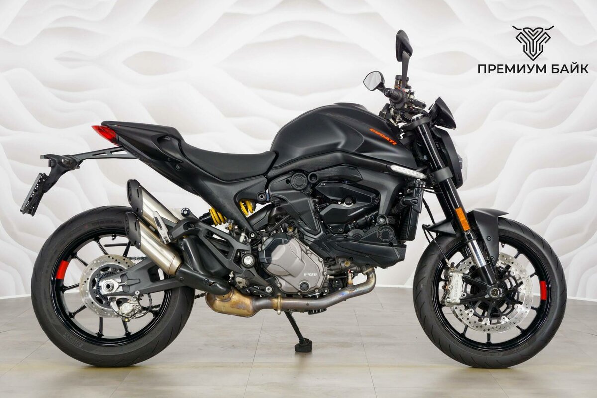 Ducati Monster 937