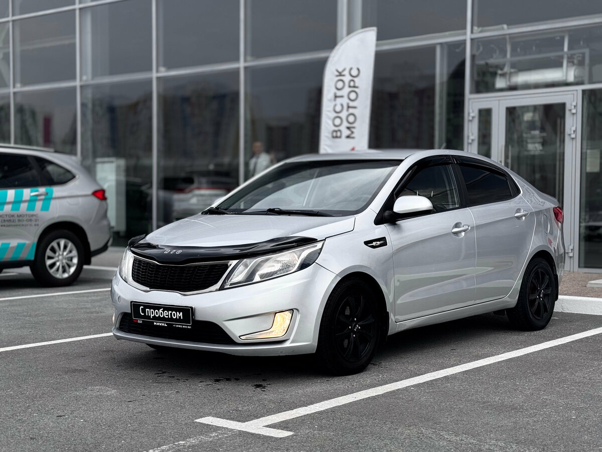 Открыть фотографии: Kia Rio III