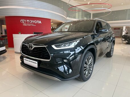 Toyota Highlander IV (XU70)