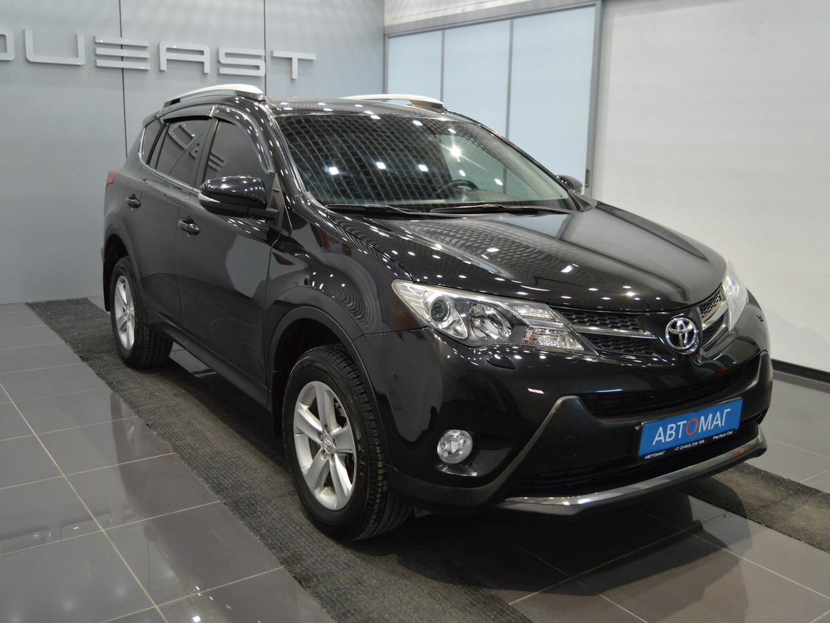 Toyota RAV4 IV (XA40)