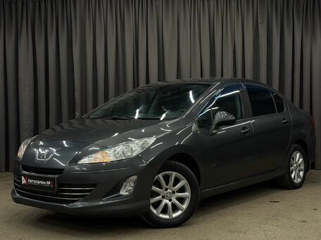 Peugeot 408 I