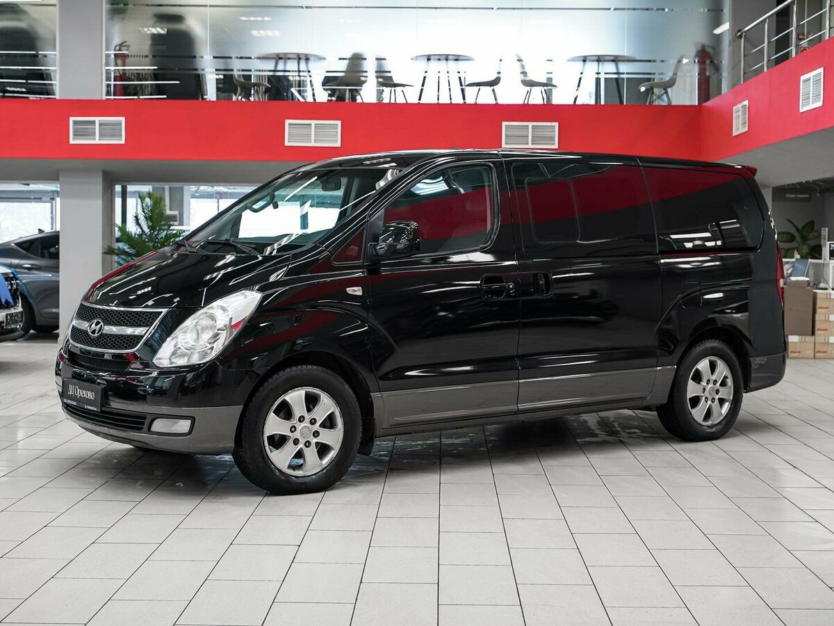 Hyundai Grand Starex I
