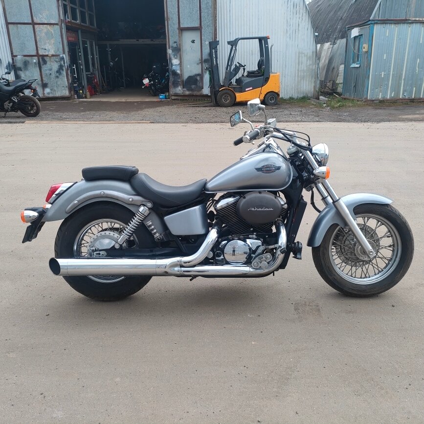 Honda VT 400
