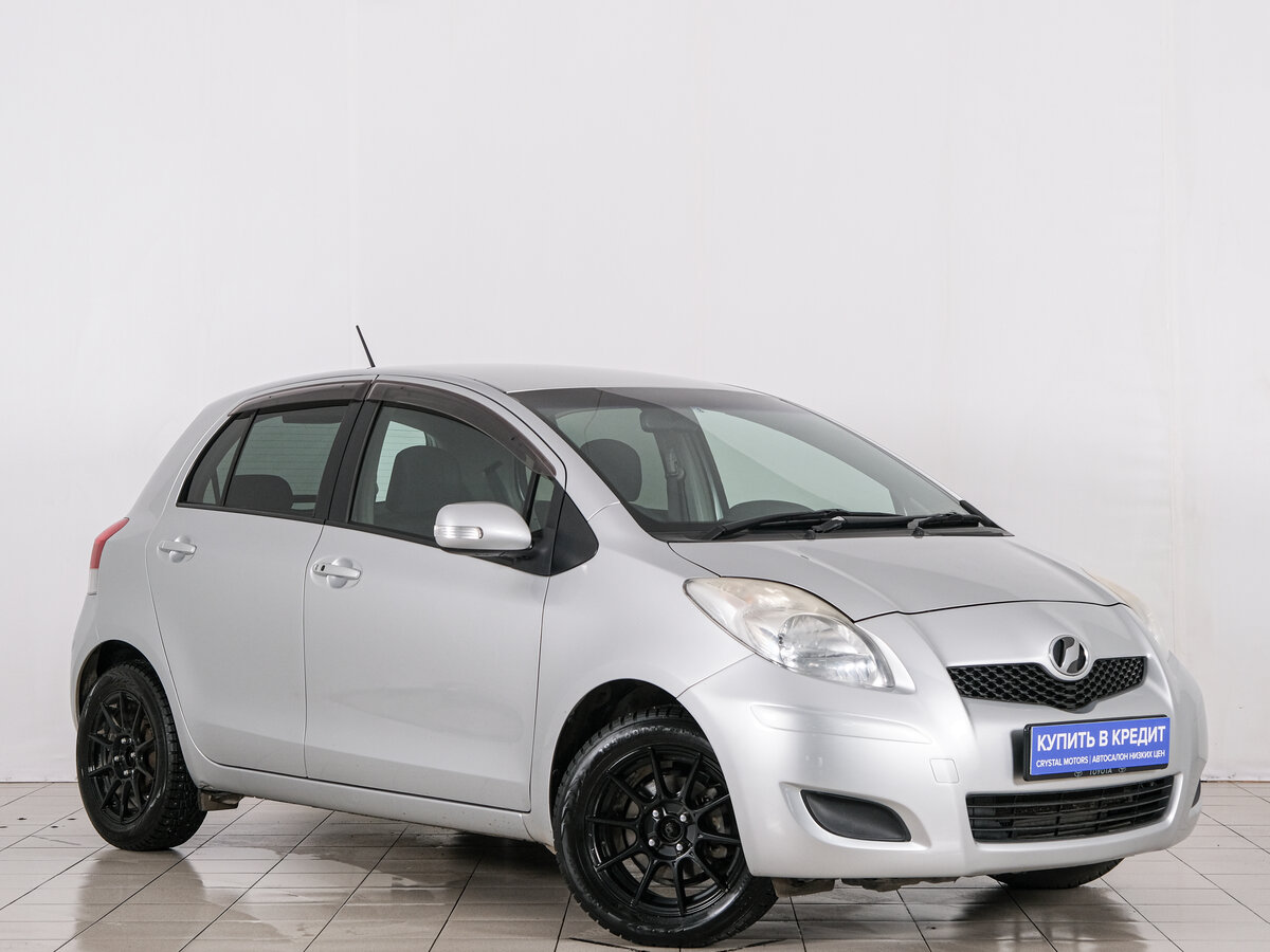 Toyota Vitz II (XP90)