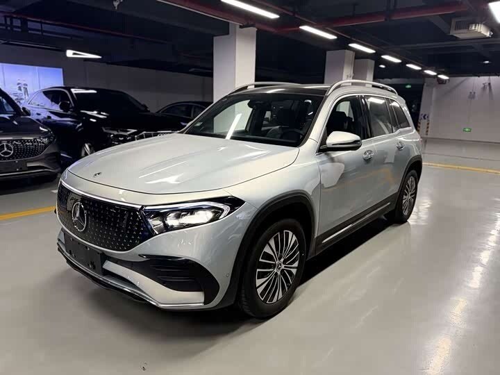 Открыть фотографии: Mercedes-Benz EQB I Рестайлинг