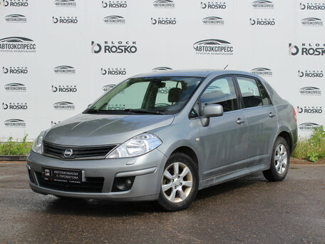 Nissan Tiida I Рестайлинг